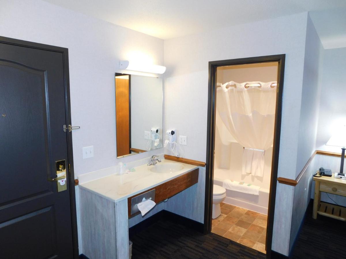 Northwoods Best Inn - Chetek Dış mekan fotoğraf